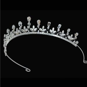 Elegant Silver Floral Hair Tiara by Farinosa Bridal